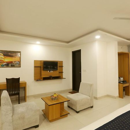 The Atlantes Suite Near Delhi Airport New Delhi Ngoại thất bức ảnh